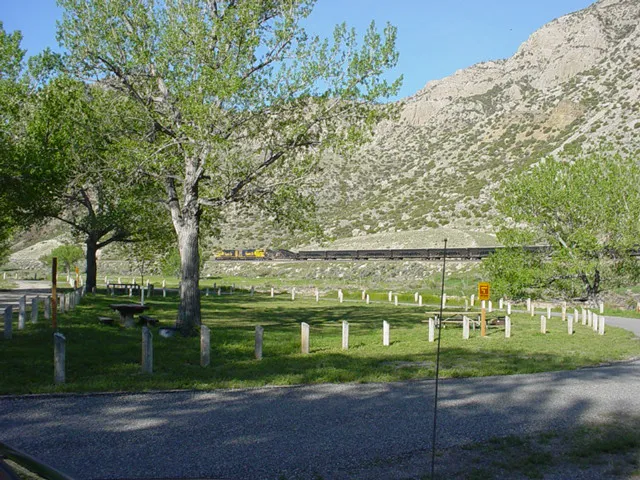 Lower Wind River Campground Picture 9