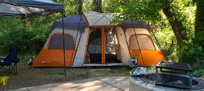 Magpie Campground Picture 1