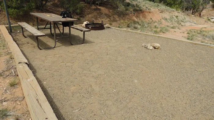 Medicine Creek Campground Picture 4