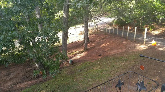 Red Top Mountain Estates Picture 1