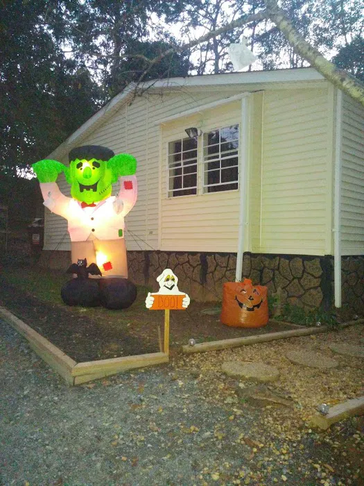 Red Top Mountain Estates Picture 6