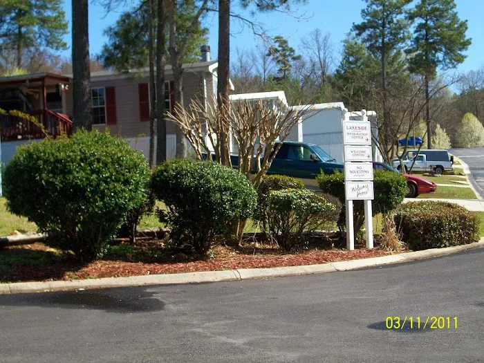 Lakeside Mobile Home Community Picture 10