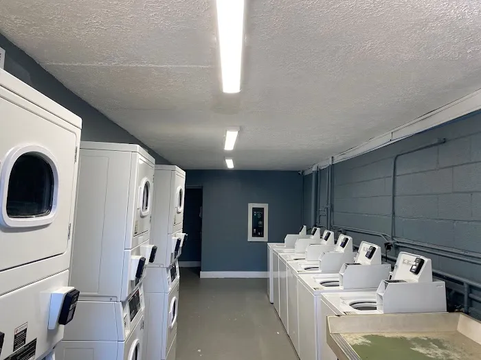 Riverside Estates RV Park Picture 1