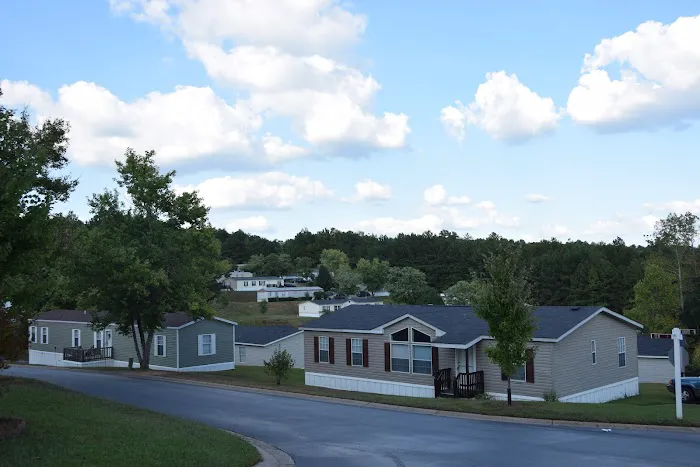 The Village at Six Flags Manufactured Home Community Picture 3