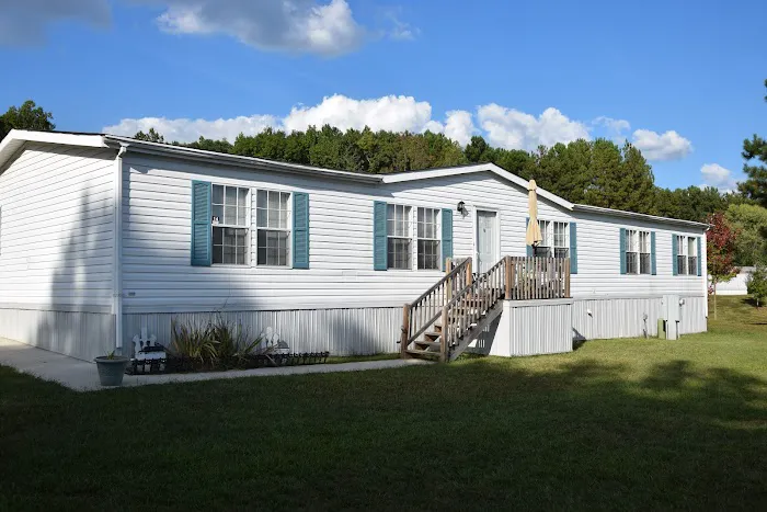 The Village at Six Flags Manufactured Home Community Picture 8