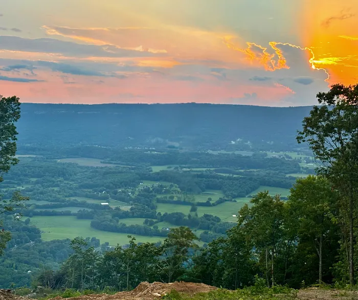 Top of the Mountain RV Park Picture 1