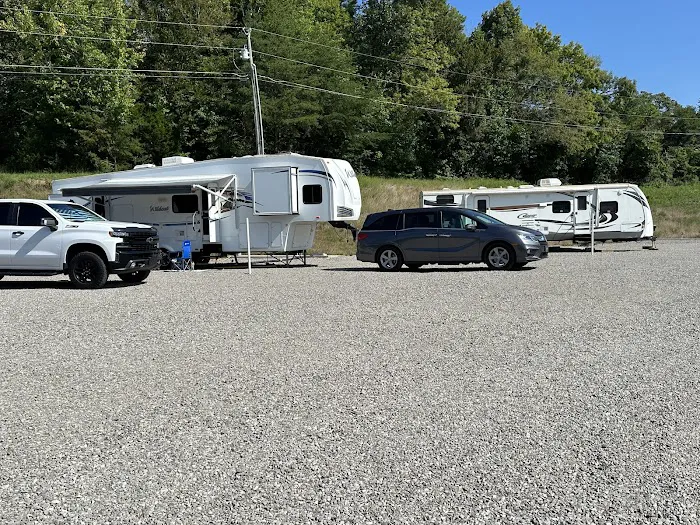 Dale Hollow RV Base Camp Picture 1