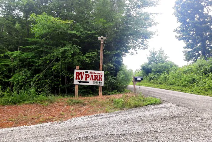 McDermit RV Park Picture 9