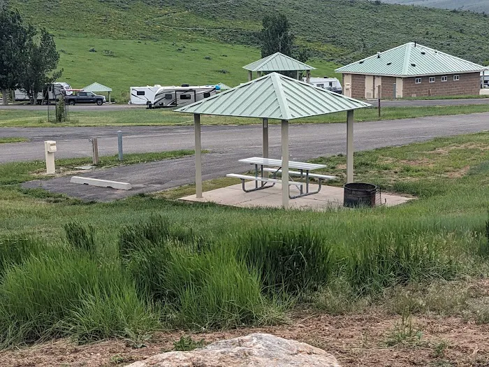 Dixie Creek Campground Picture 9