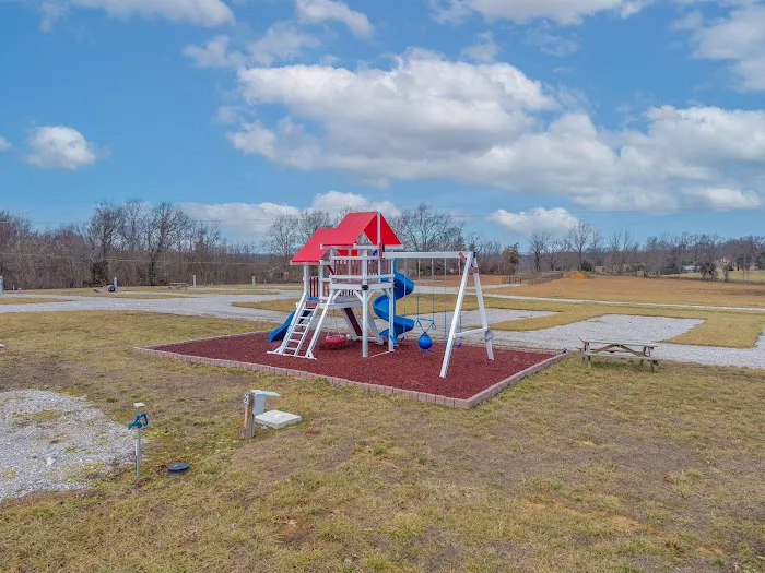 829 RV Park Picture 3