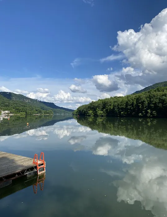 River Life RV Resort Picture 4