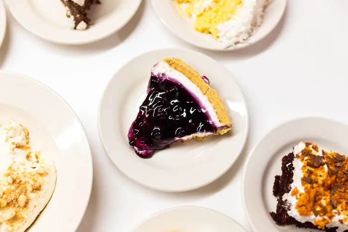 Twin Lakes Catfish Farm Campground Picture 6