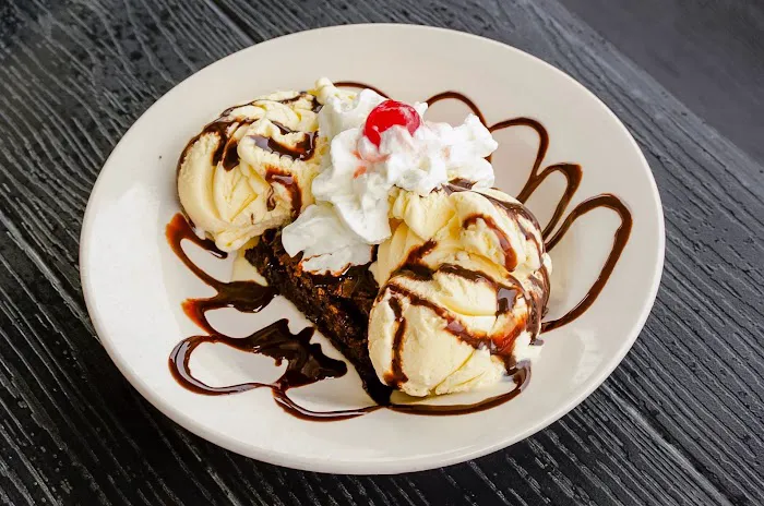 Twin Lakes Catfish Farm Campground Picture 9