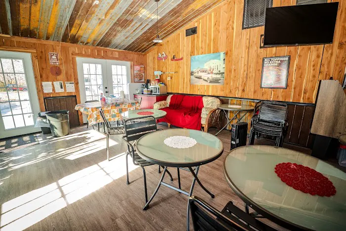 Made in the Shade RV Park Picture 7