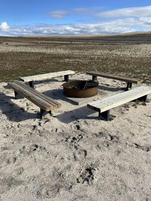 Lakeside Group Campsite Picture 6