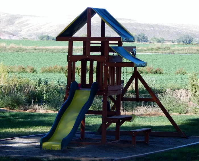 Shell Campground & Cabins Picture 6