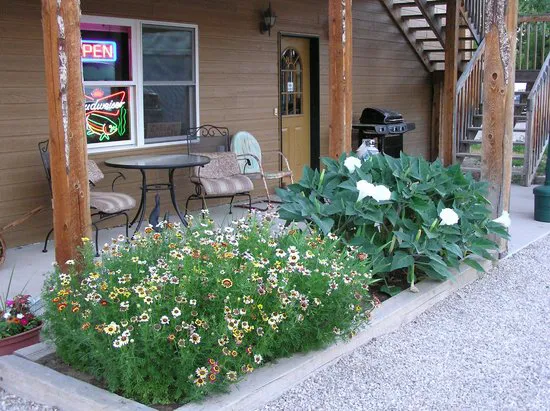 Shell Campground & Cabins Picture 7