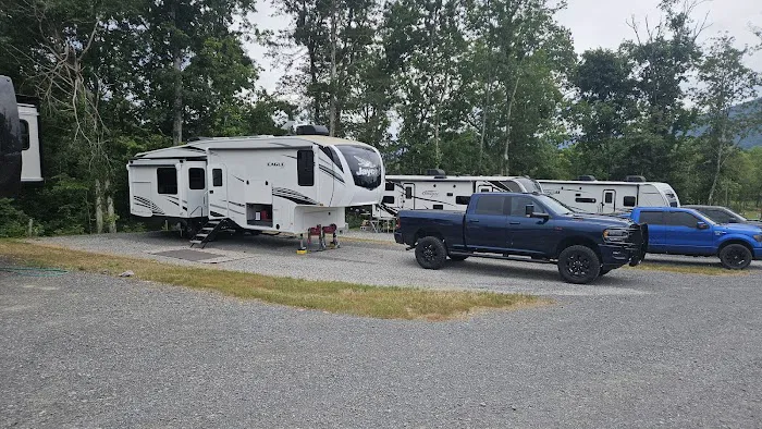 Lineman RV Park Picture 2