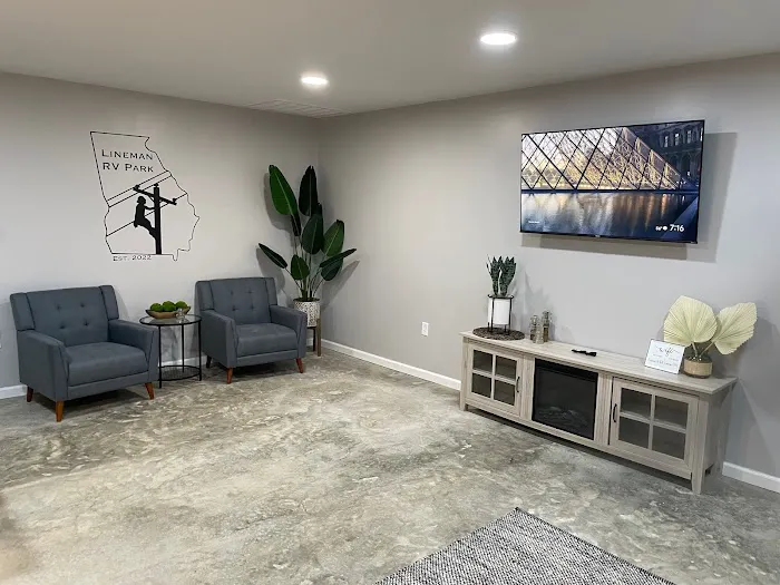 Lineman RV Park Picture 4