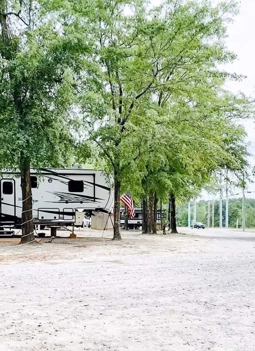 Made in the Shade RV Park and Campground Picture 9