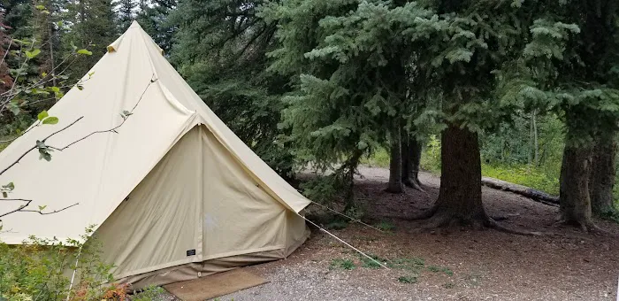 Spruces Campground Picture 8