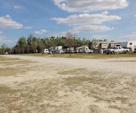 A & A DeLaigle Jr Camper Park