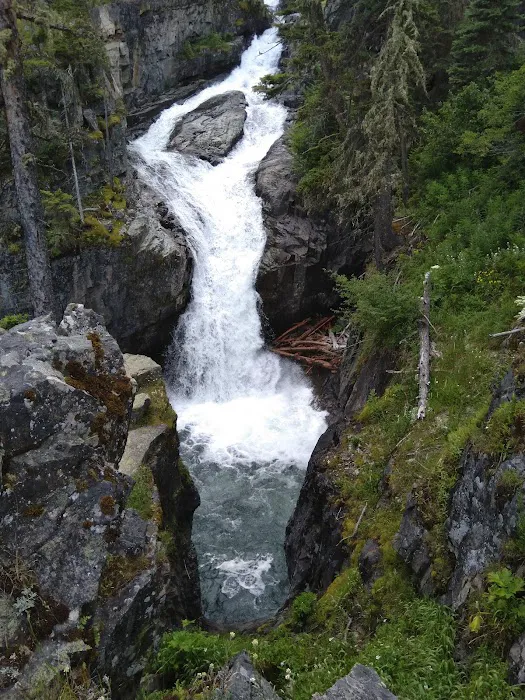 Halfmoon Campground Picture 10