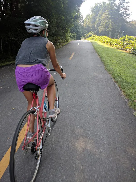 Happy Valley Mobile Home Park Picture 8