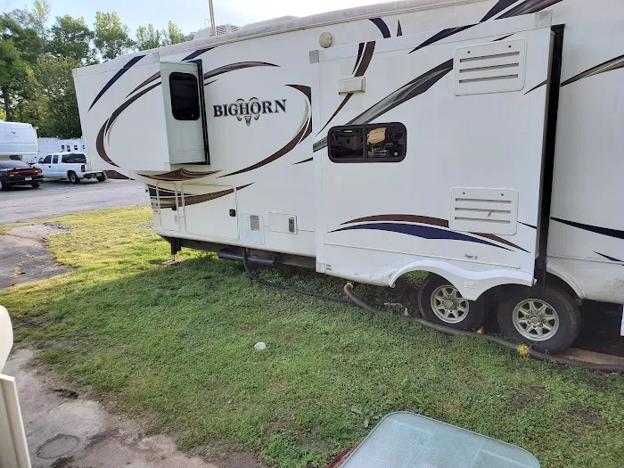 Sweetwater Creek RV Reserve Picture 10