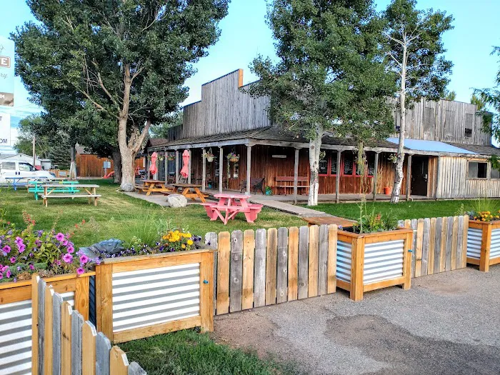 Lazy R Campground & Cabins Picture 9