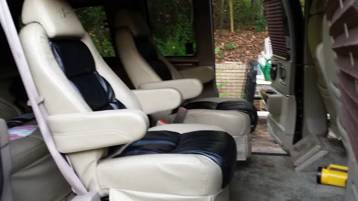 Clayton Village Mobile Home Park Picture 10