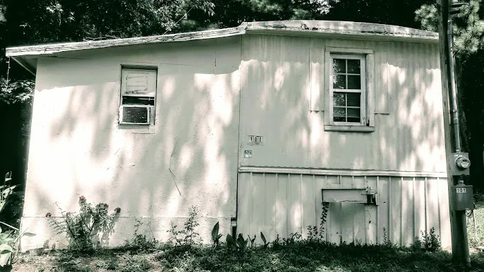 Clayton Village Mobile Home Park Picture 1