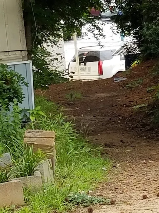 Clayton Village Mobile Home Park Picture 2