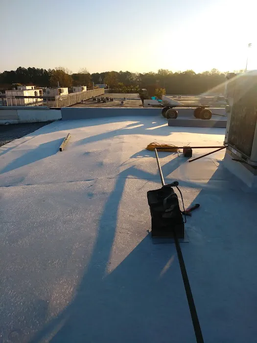 Clayton Village Mobile Home Park Picture 5