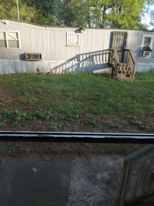 Melrose Mobile Home Park Picture 9