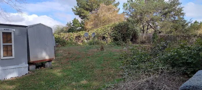 Melrose Mobile Home Park Picture 8