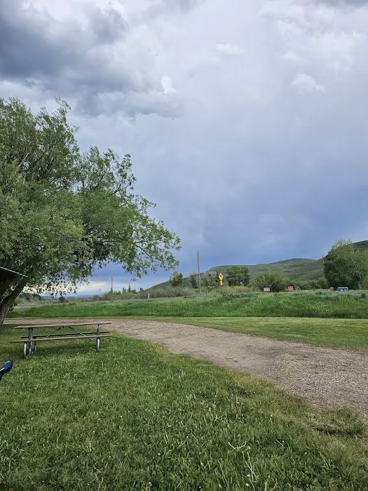 Hawthorne Campground Picture 2