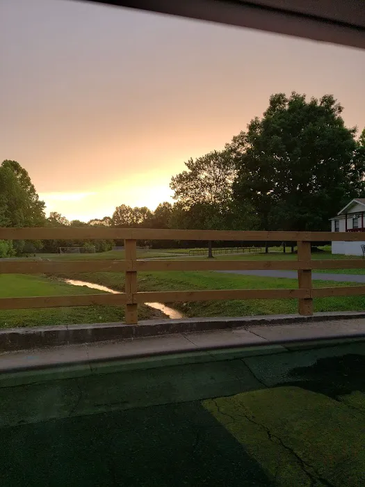 Hunter Ridge Picture 4