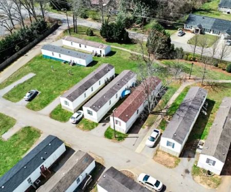 Country Oaks Mobile Home Park | Hampton, GA