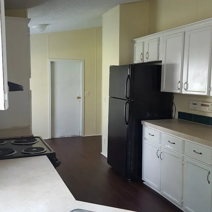 Suburban Woods Picture 7