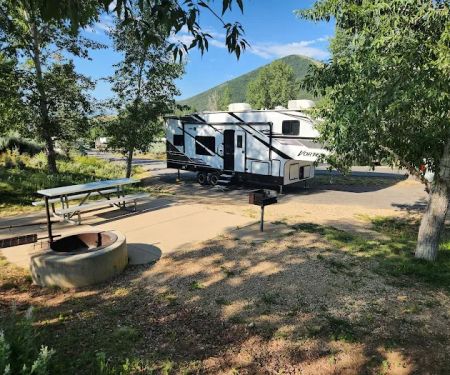 Hailstone Campground