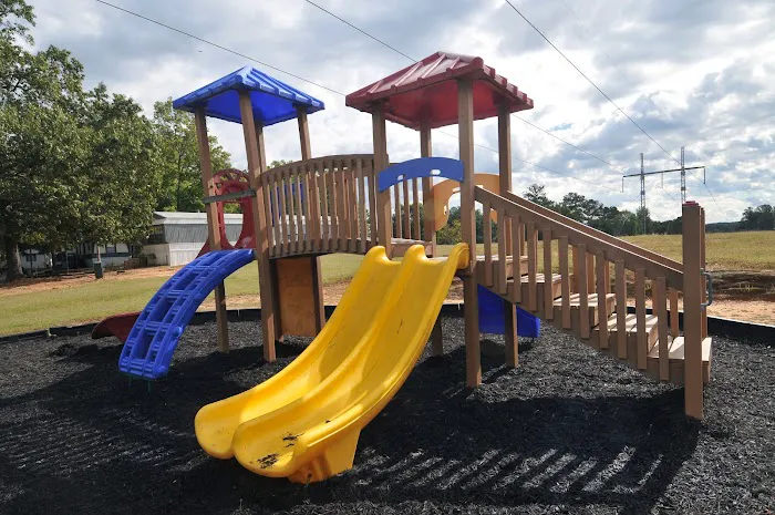 Golden Estates Mobile Home Picture 10