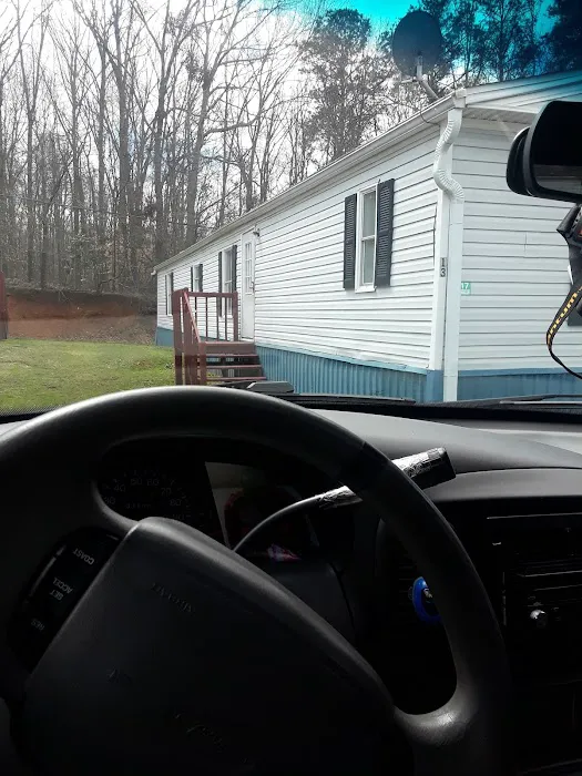 Lithia Mobile Home Park Picture 6