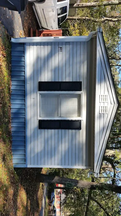 Lithia Mobile Home Park Picture 5