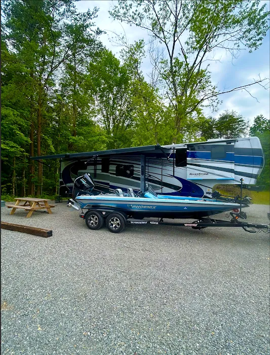 Old Chimney RV Park Picture 10