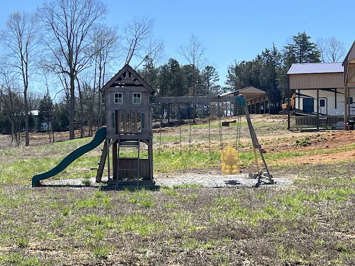 Wolf Creek RV Park Picture 4