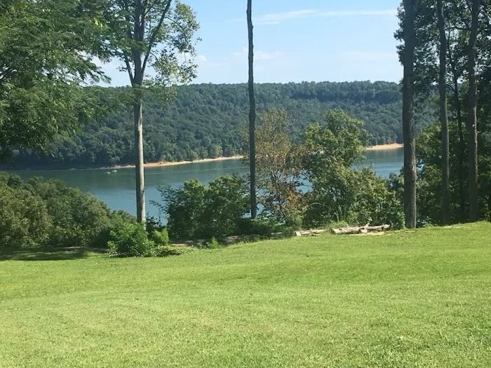 Pine Crest RV Park & Resort Picture 3