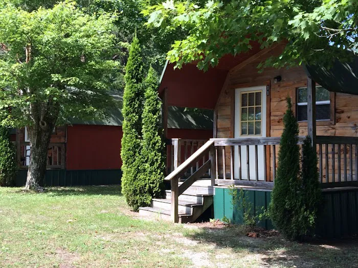 Pine Crest RV Park & Resort Picture 8