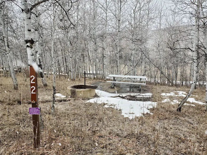 Rock Cliff Campground Picture 7