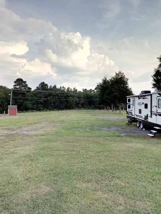 McMahan RV Trailer Park Picture 3